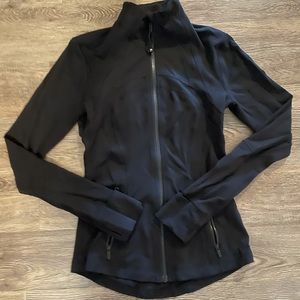 Lulu lemon jacket size 4